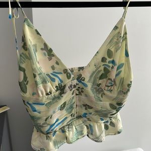 Aritzia blouse size small. Perfect condition, only worn once.